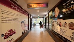 Burlington Square (D7), Retail #481770621